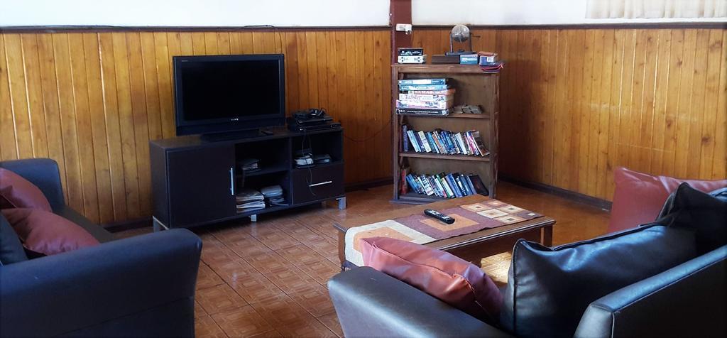Residencial Uno Hostel ปูแอร์โตอีกวาซู ภายนอก รูปภาพ