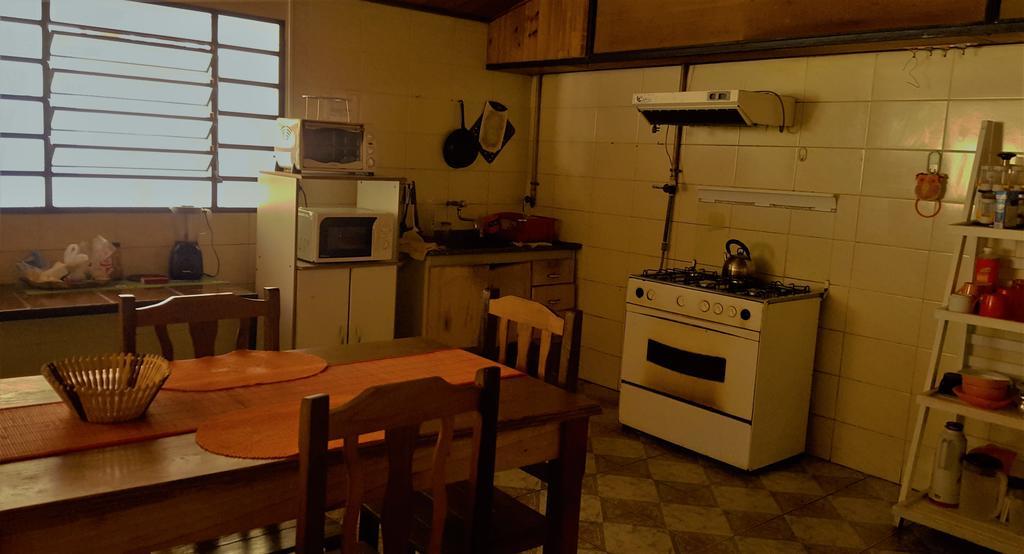 Residencial Uno Hostel ปูแอร์โตอีกวาซู ภายนอก รูปภาพ